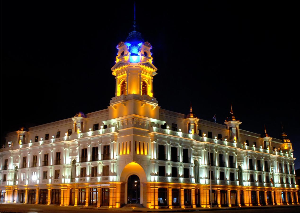 Boutique Hotel 32 Batumi Esterno foto