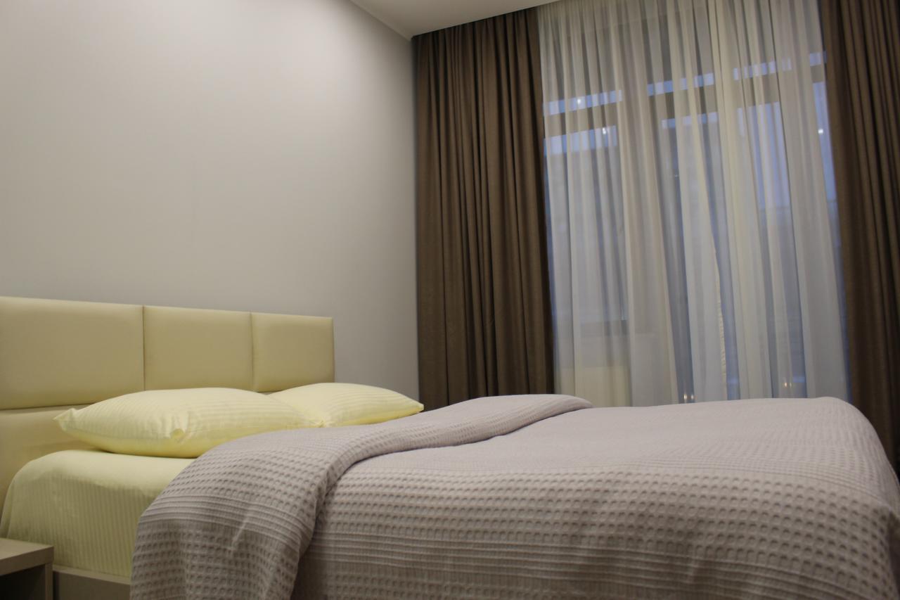 Boutique Hotel 32 Batumi Esterno foto