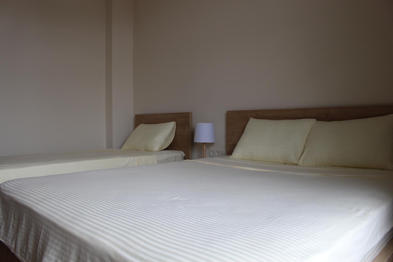 Boutique Hotel 32 Batumi Esterno foto